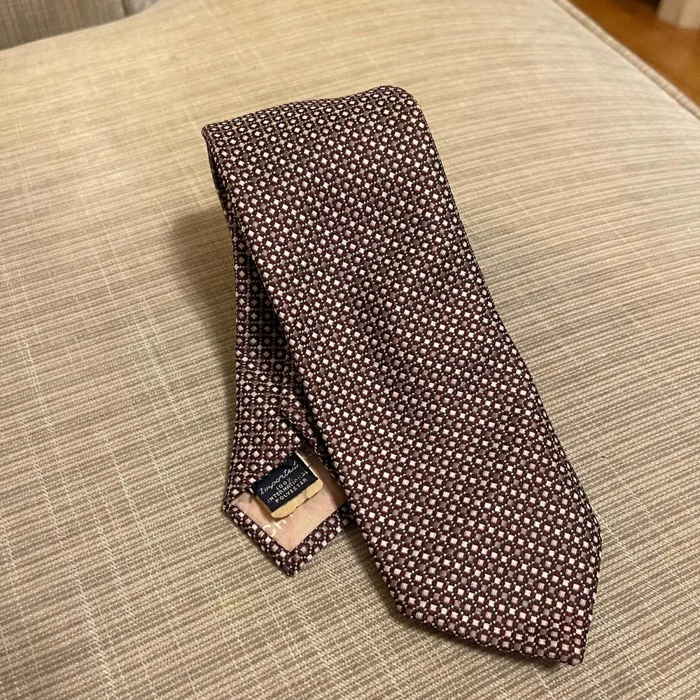 Givenchy Gentleman Paris Red Diamond Print Tie
